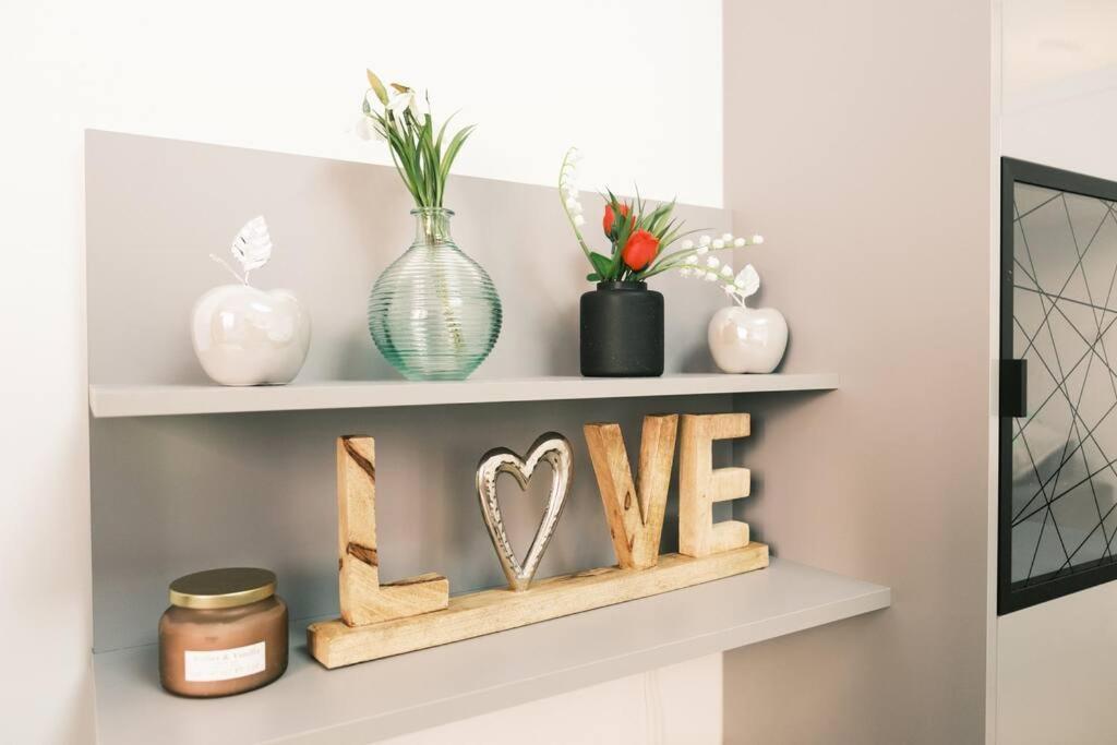 Pink Prater Apartment Виена Екстериор снимка
